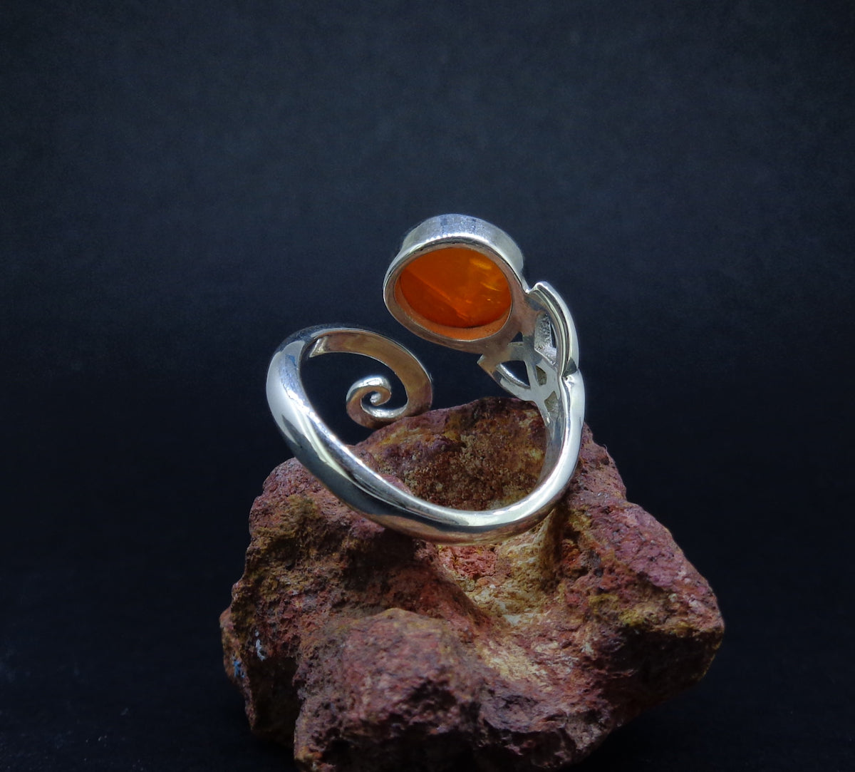 Carnelian Sterling Silver Celtic Ring