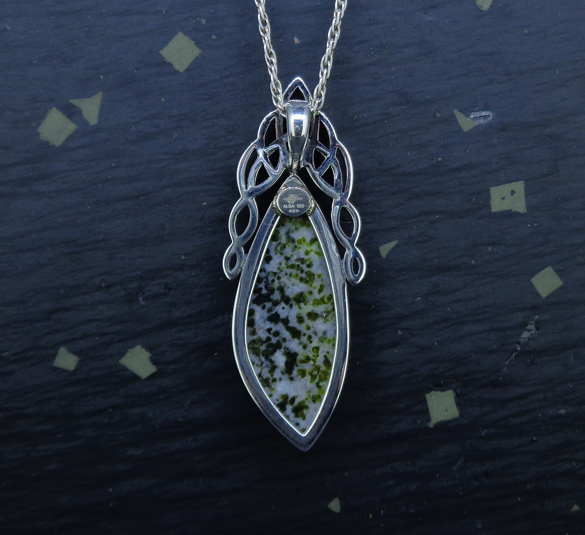 'Na Hearadh' Harris Serpentine on a Scottish Gold & Silver Pendant