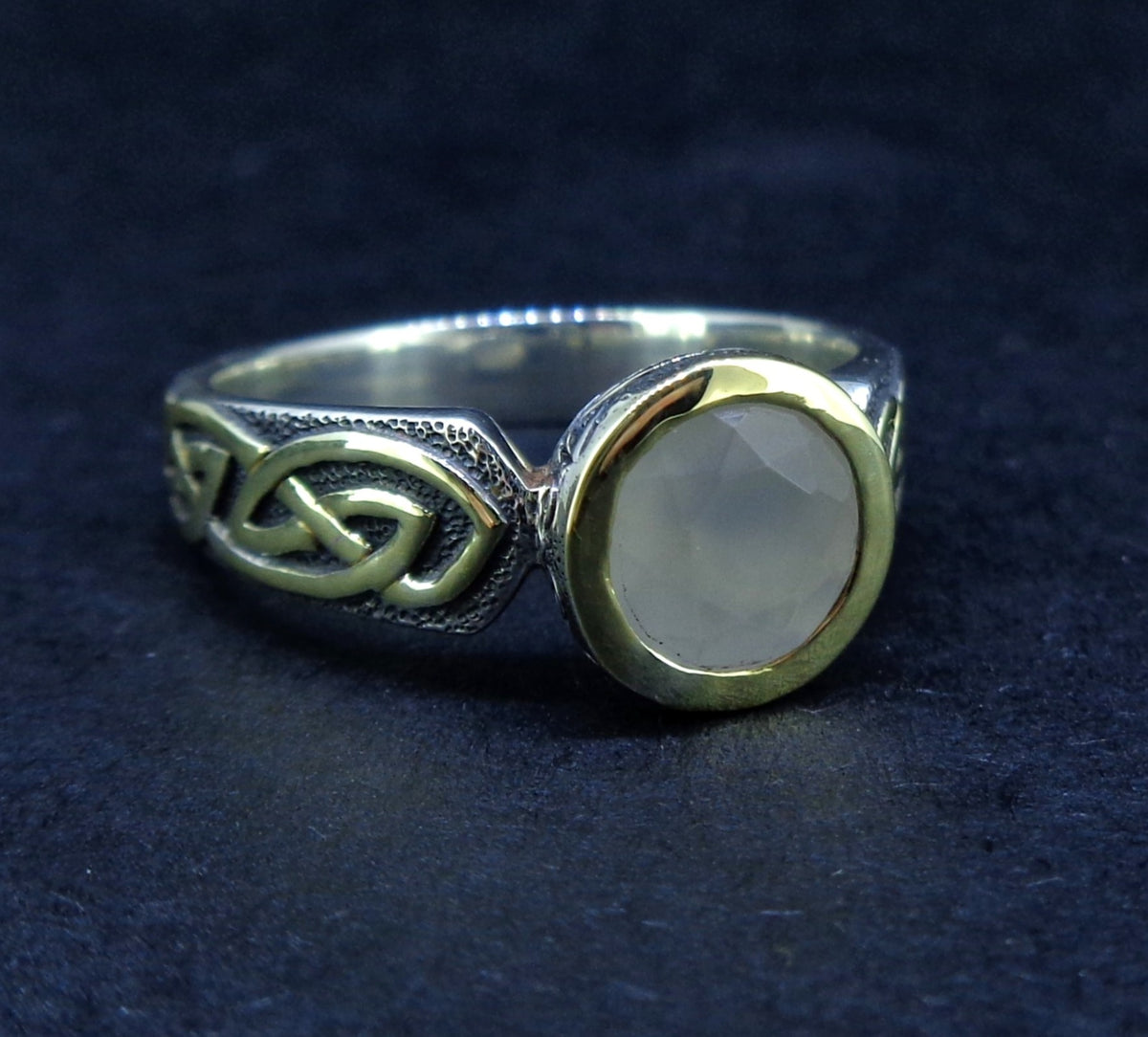 'Aingil' Scottish Chalcedony Scottish Gold & Sterling Silver Ring