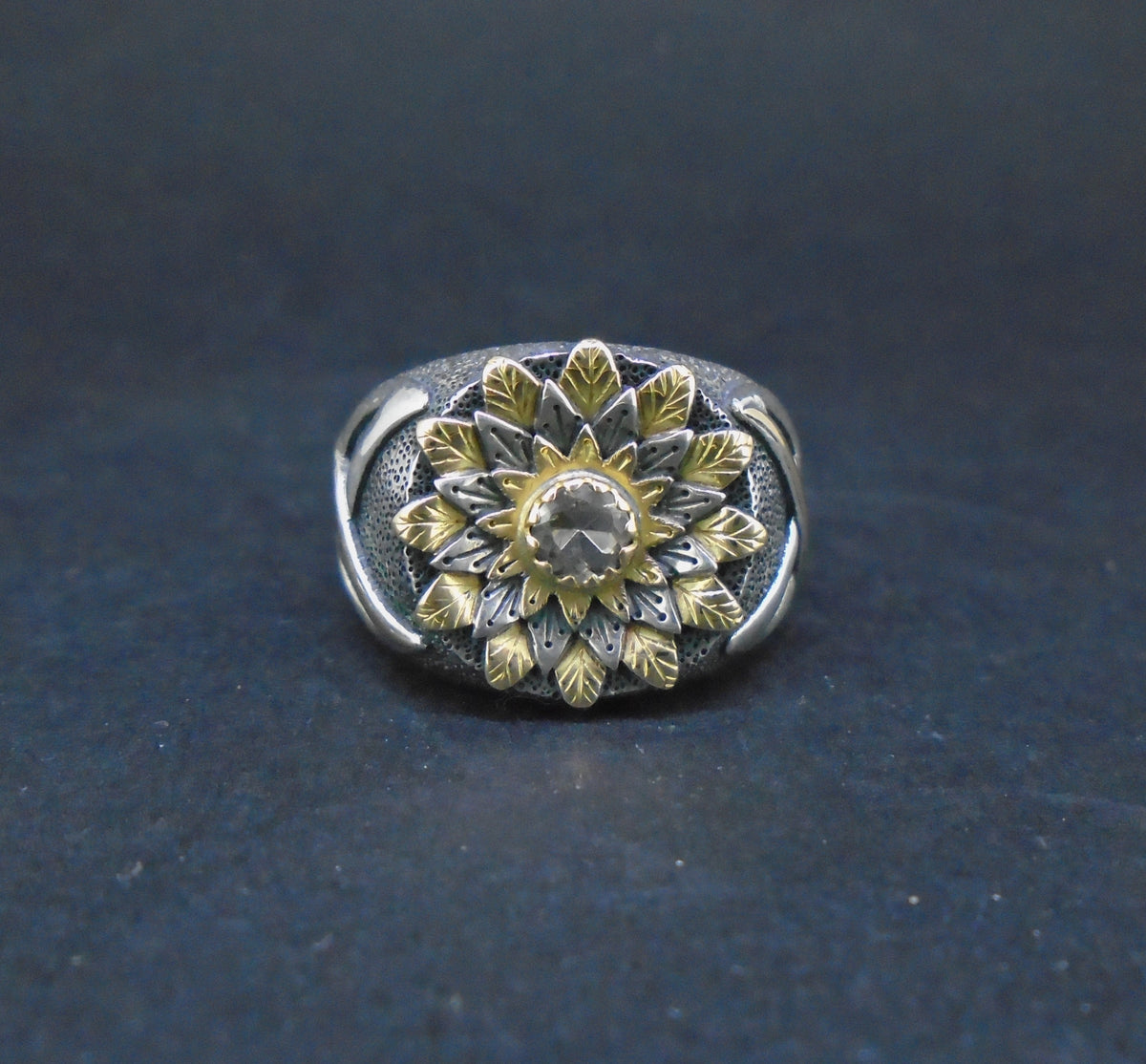 'Flùr na Beinne' Scottish Smoky Quartz Scottish Gold & Silver Ring