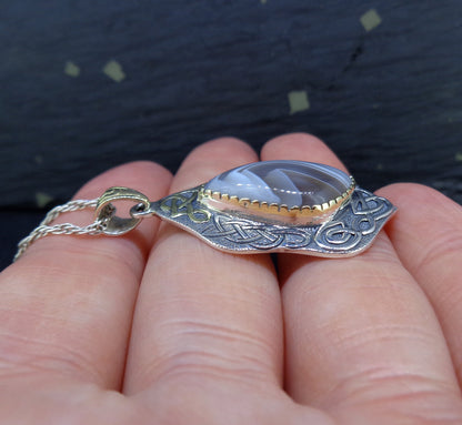 'Fehu' Ardownie Agate, on a Scottish Gold & Silver Pendant