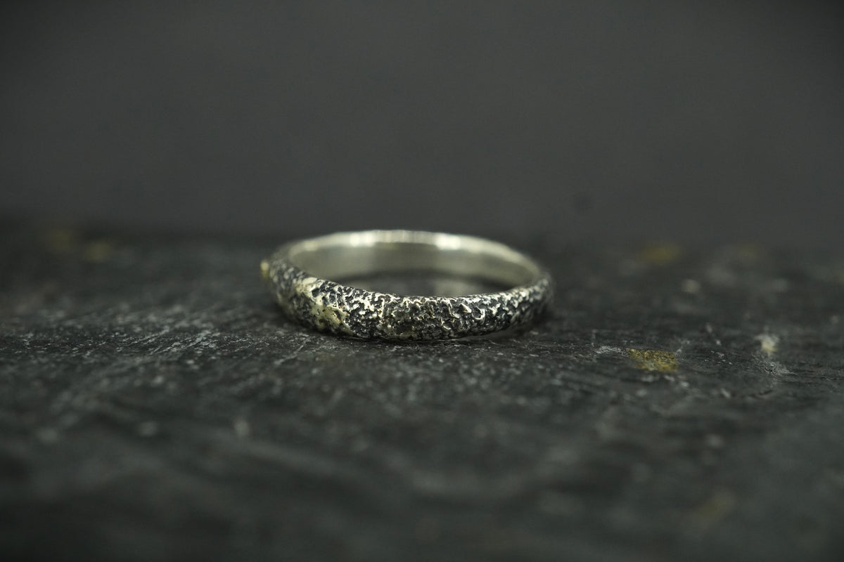 Scottish Sapphire Textured Ring with Sterling Silver & Scottish Gold