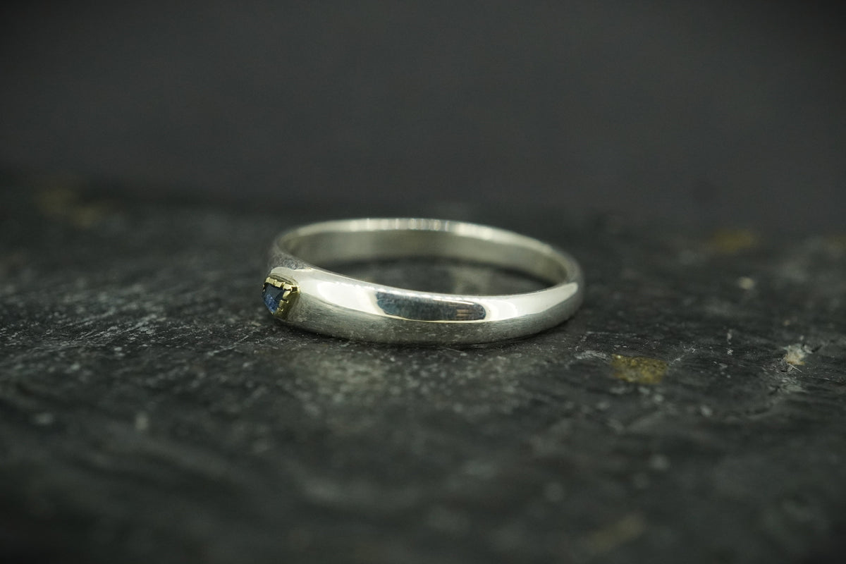 Scottish Sapphire with Scottish Gold & Sterling Silver Ring