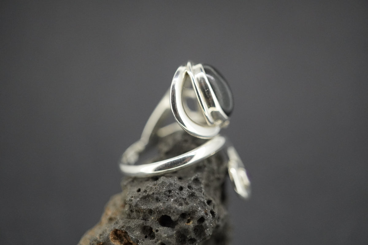 Edinburgh Castle Rock and Amethyst Sterling Silver Swirl Ring