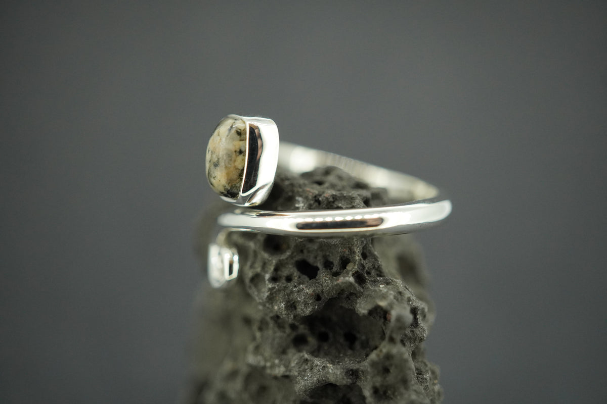 Edinburgh Cobblestone Sterling Silver Trinity Ring