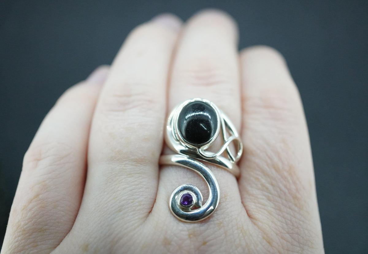 Edinburgh Castle Rock and Amethyst Sterling Silver Swirl Ring
