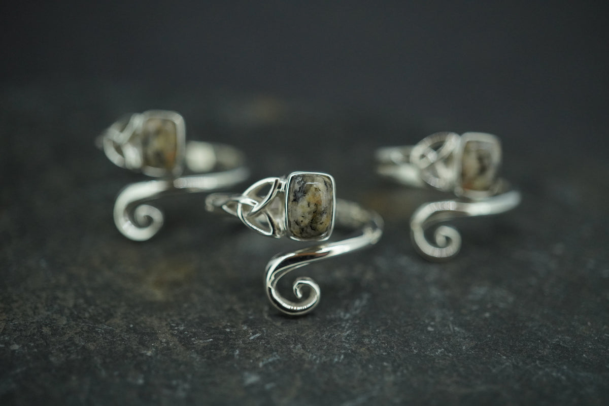 Edinburgh Cobblestone Sterling Silver Trinity Ring