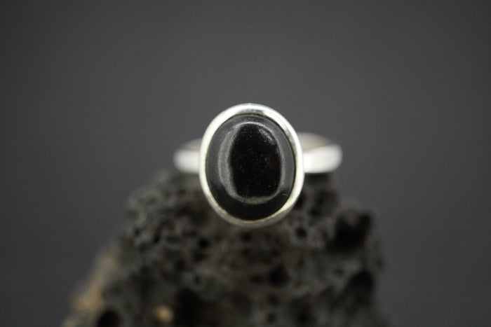 Edinburgh Castle Rock Sterling Silver Solitaire Ring