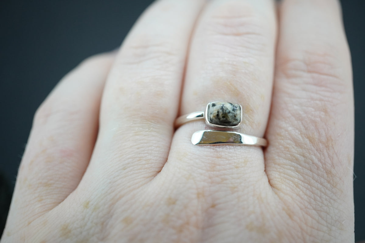 Edinburgh Cobblestone Wire Ring