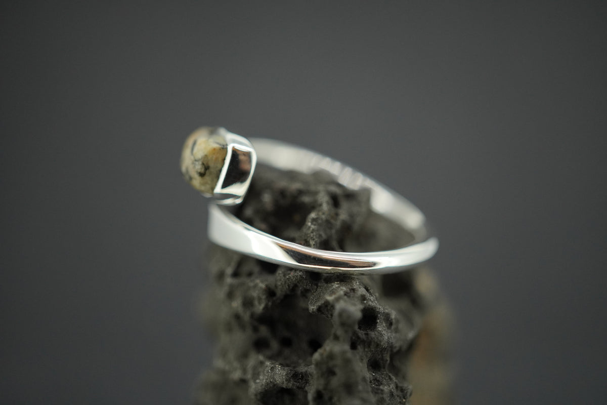 Edinburgh Cobblestone Wire Ring