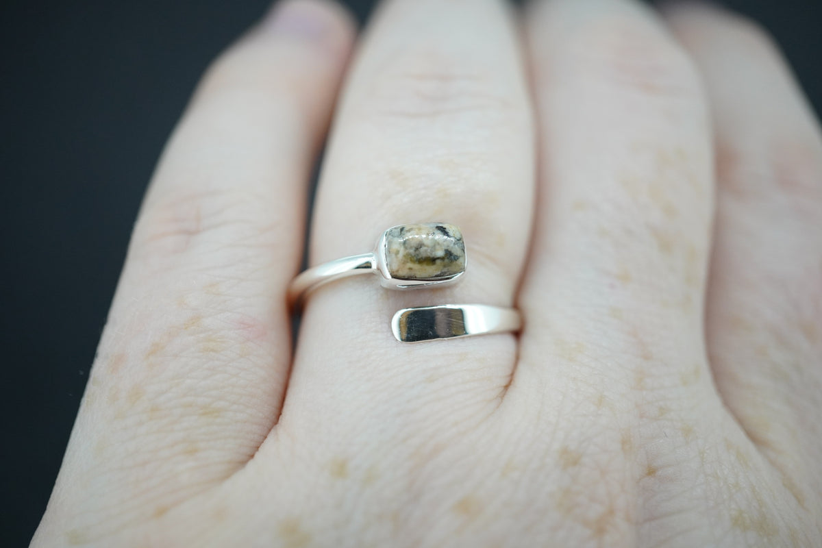 Edinburgh Cobblestone Wire Ring