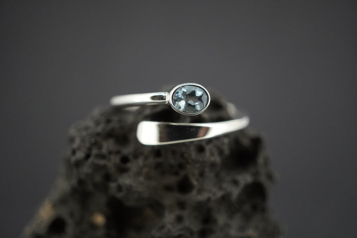 Aquamarine Sterling Silver Wire Ring