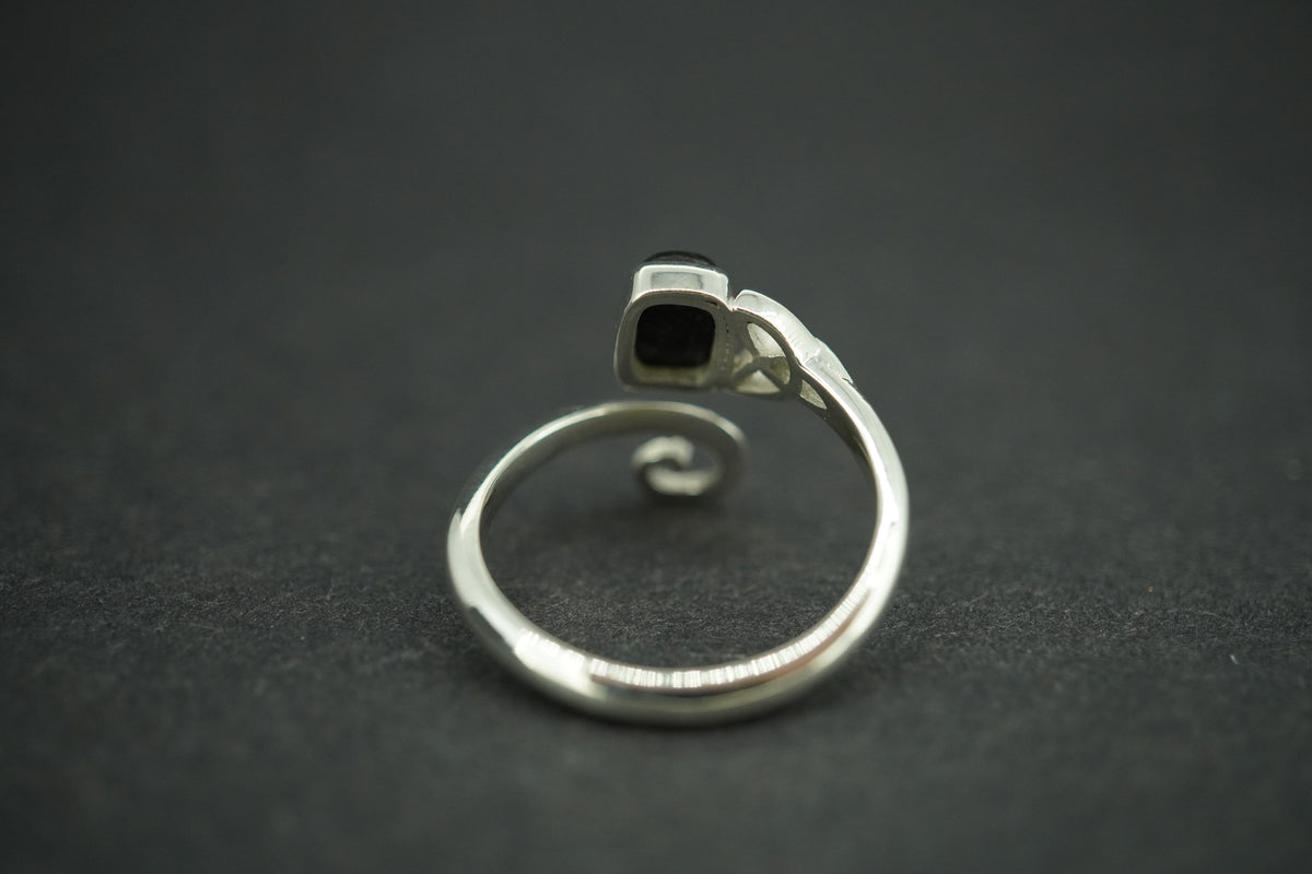 Edinburgh Cobblestone Trinity Black Ring