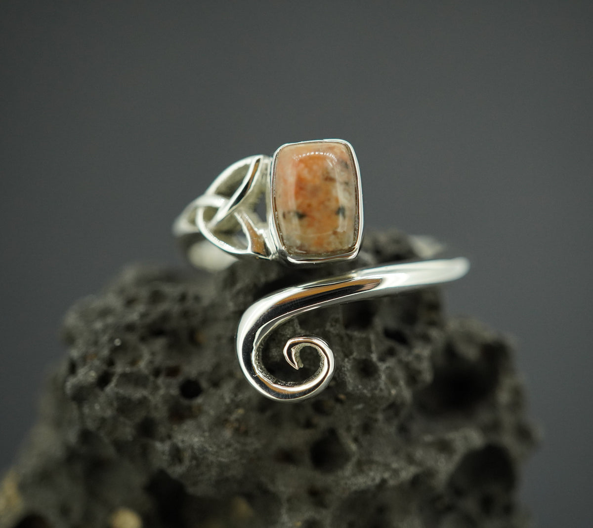 Edinburgh Cobblestone Trinity Pink Ring