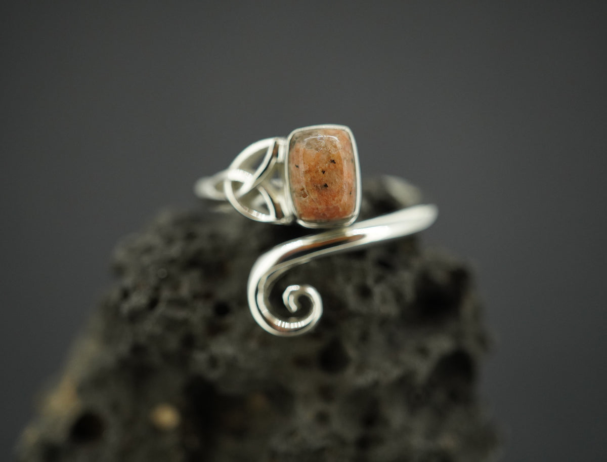 Edinburgh Cobblestone Trinity Pink Ring