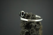 Edinburgh Cobblestone Black Wire Ring
