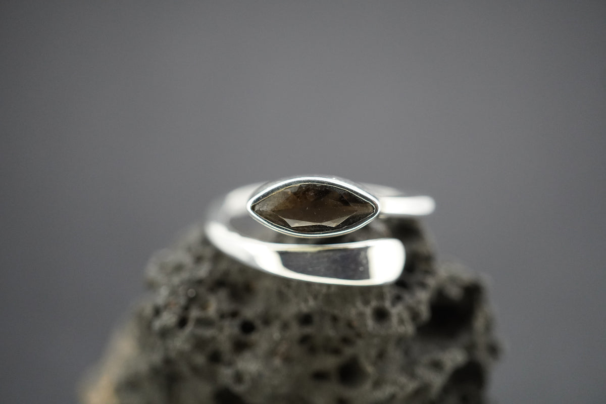 Cairngorm Quartz Sterling Silver Wire Marquise Ring