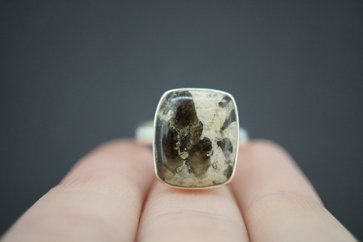 Cairngorm Quartz Sterling Silver Oblong Ring