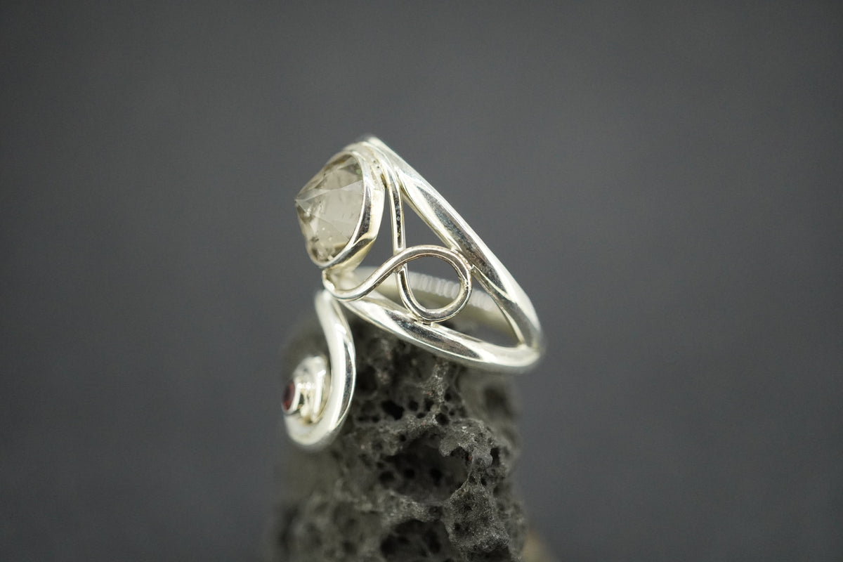 Cairngorm Quartz & Garnet Sterling Silver Swirl Ring
