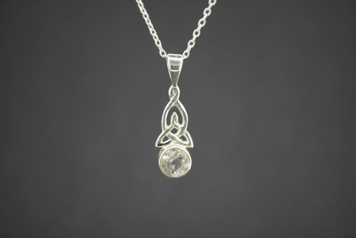 Kingdom 'Diamond' Sterling Silver Celtic Round Pendant