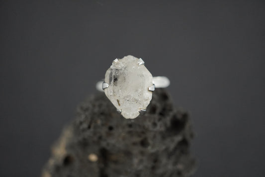 Kingdom 'Diamond' Sterling Silver Oval Rough Rock Ring