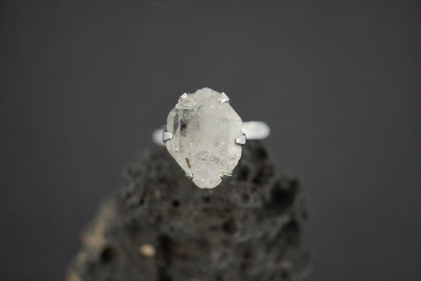 Kingdom 'Diamond' Sterling Silver Oval Rough Rock Ring