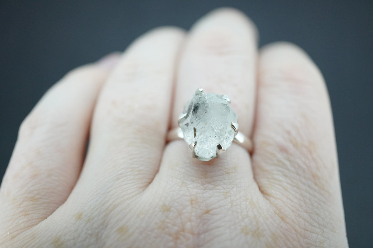 Kingdom 'Diamond' Sterling Silver Oval Rough Rock Ring