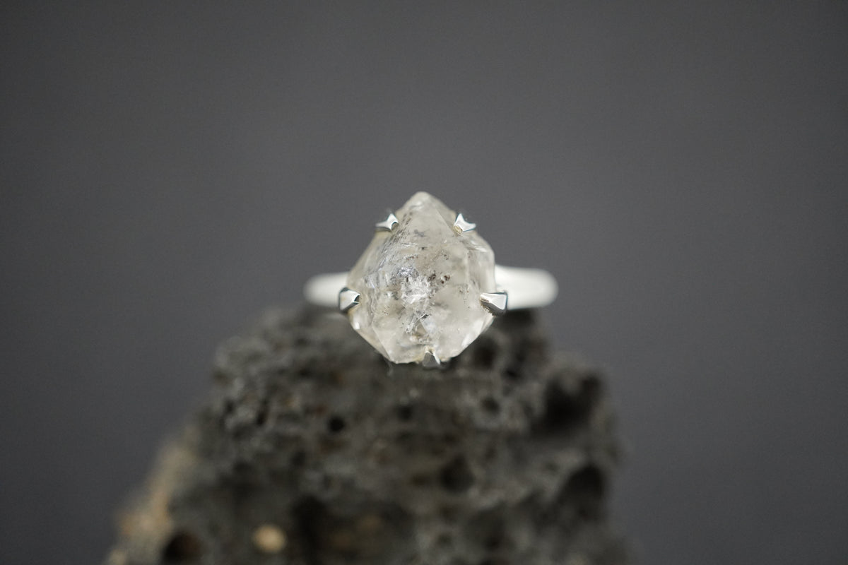 Kingdom 'Diamond' Sterling Silver Round Rough Rock Ring