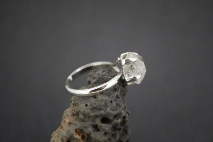 Kingdom 'Diamond' Sterling Silver Round Rough Rock Ring