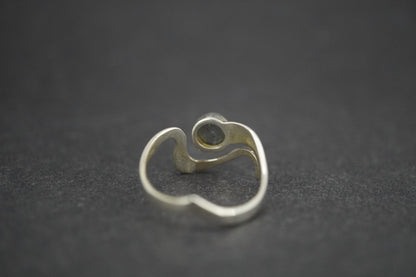 Labradorite Sterling Silver Wave Ring