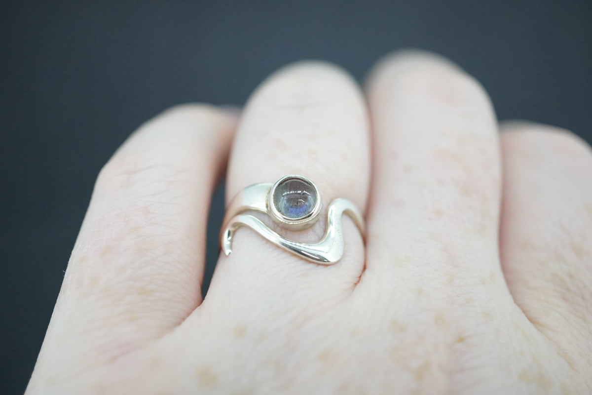 Labradorite Sterling Silver Wave Ring