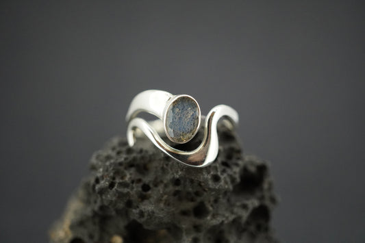 Labradorite Sterling Silver Oval Wave Ring
