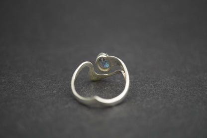 Labradorite Sterling Silver Oval Wave Ring