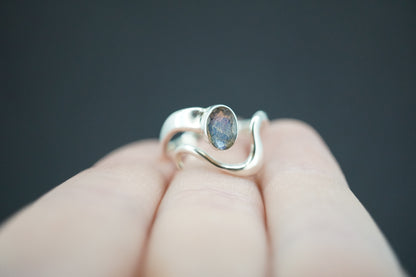 Labradorite Sterling Silver Oval Wave Ring