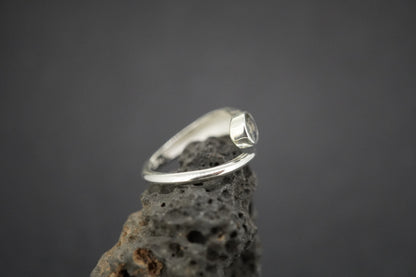 Labradorite Sterling Silver Oval Snake Ring