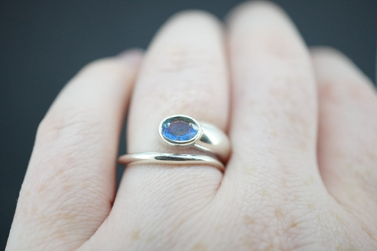 Labradorite Sterling Silver Oval Snake Ring