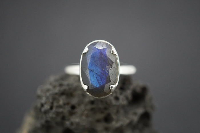 Labradorite Sterling Silver Oval Solitaire Ring