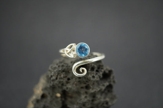 Blue Topaz Sterling Silver Trinity Round Ring