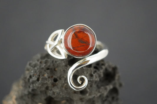 Scottish Red Jasper Sterling Silver Round Trinity Ring