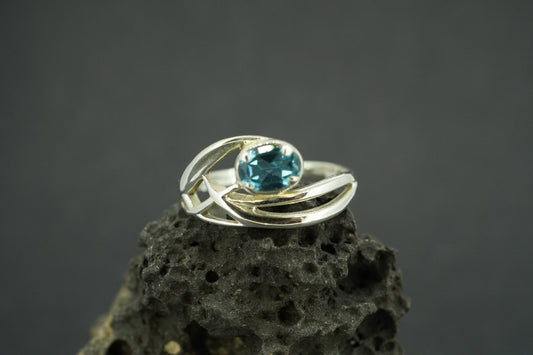Blue Topaz Sterling Silver Celtic Oval Ring