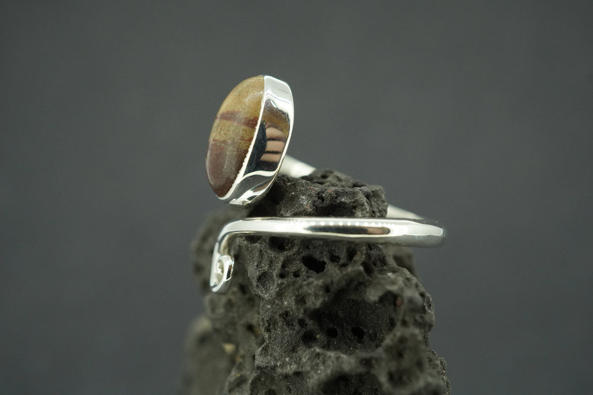 Arthurs Seat Sterling Silver Oval Trinity Ring
