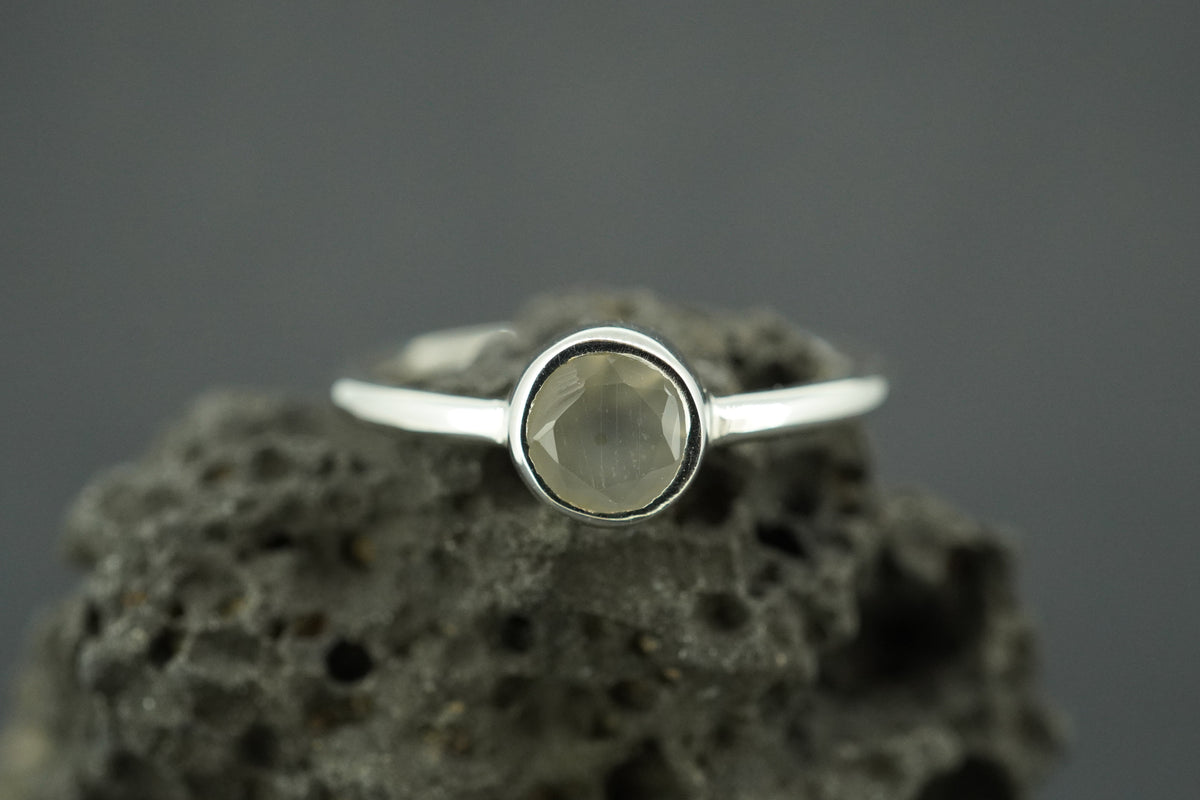 Scottish Chalcedony Sterling Silver Petite Ring