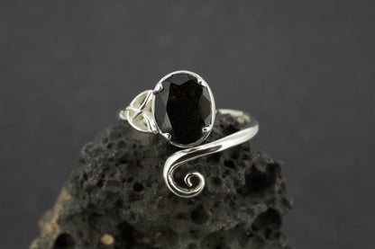 Cairngorm Quartz Sterling Silver Trinity Oval Ring