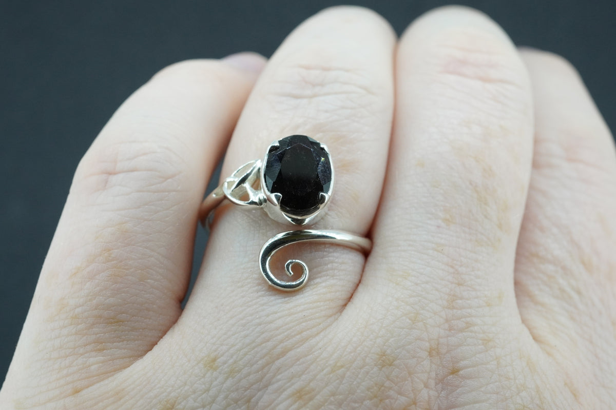 Cairngorm Quartz Sterling Silver Trinity Oval Ring