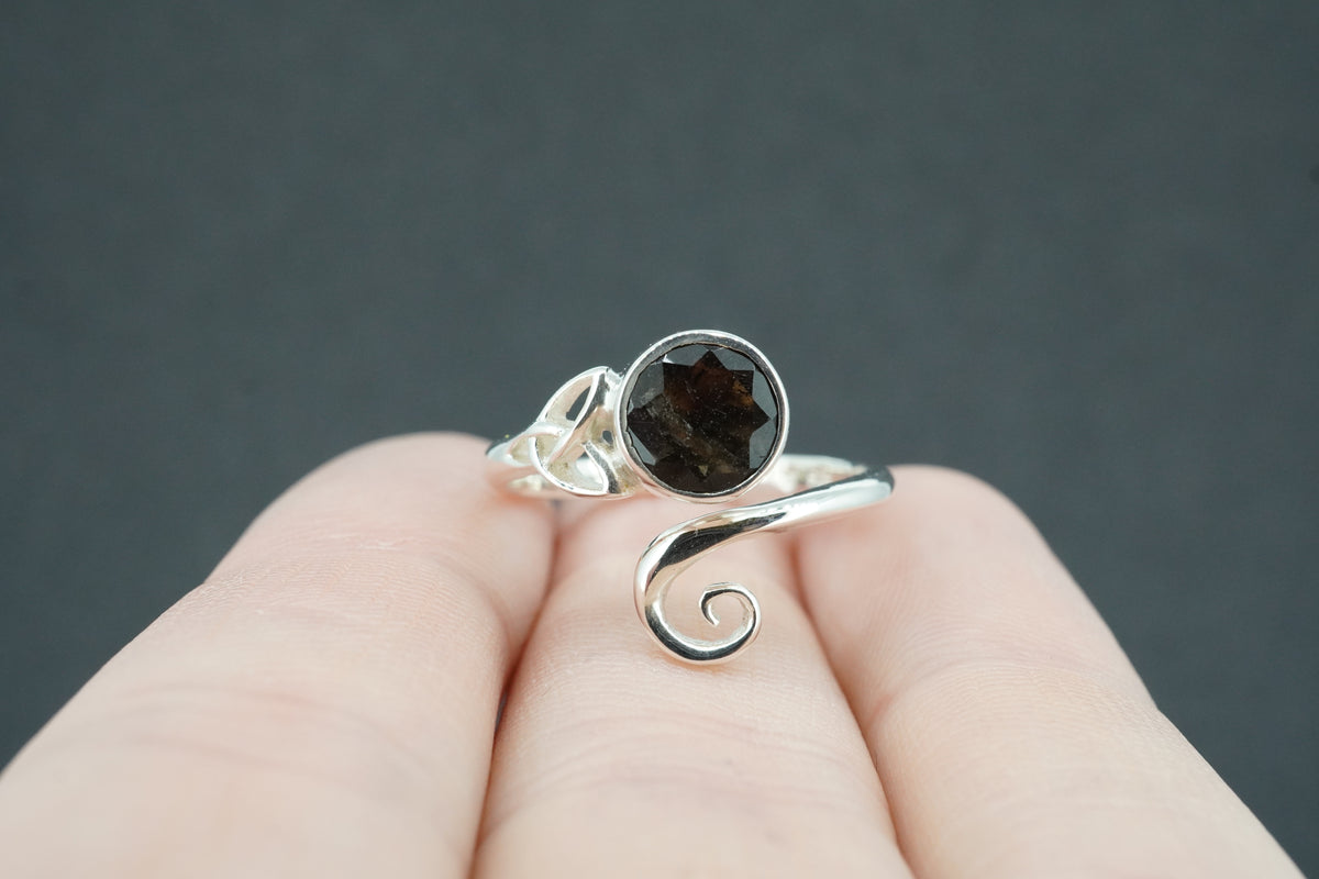Cairngorm Quartz Sterling Silver Trnity Round Ring