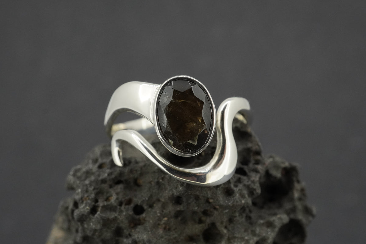 Cairngorm Quartz Sterling Silver Wave Oval Ring