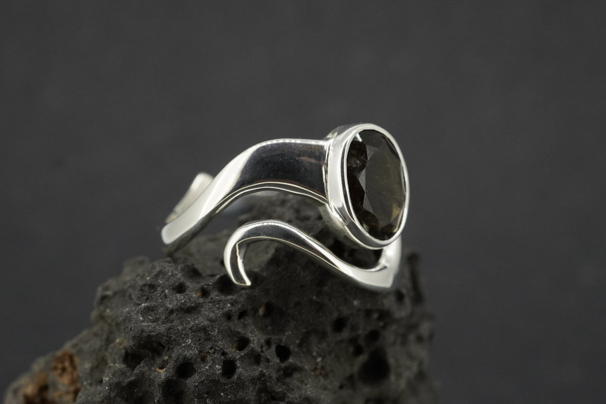 Cairngorm Quartz Sterling Silver Wave Oval Ring
