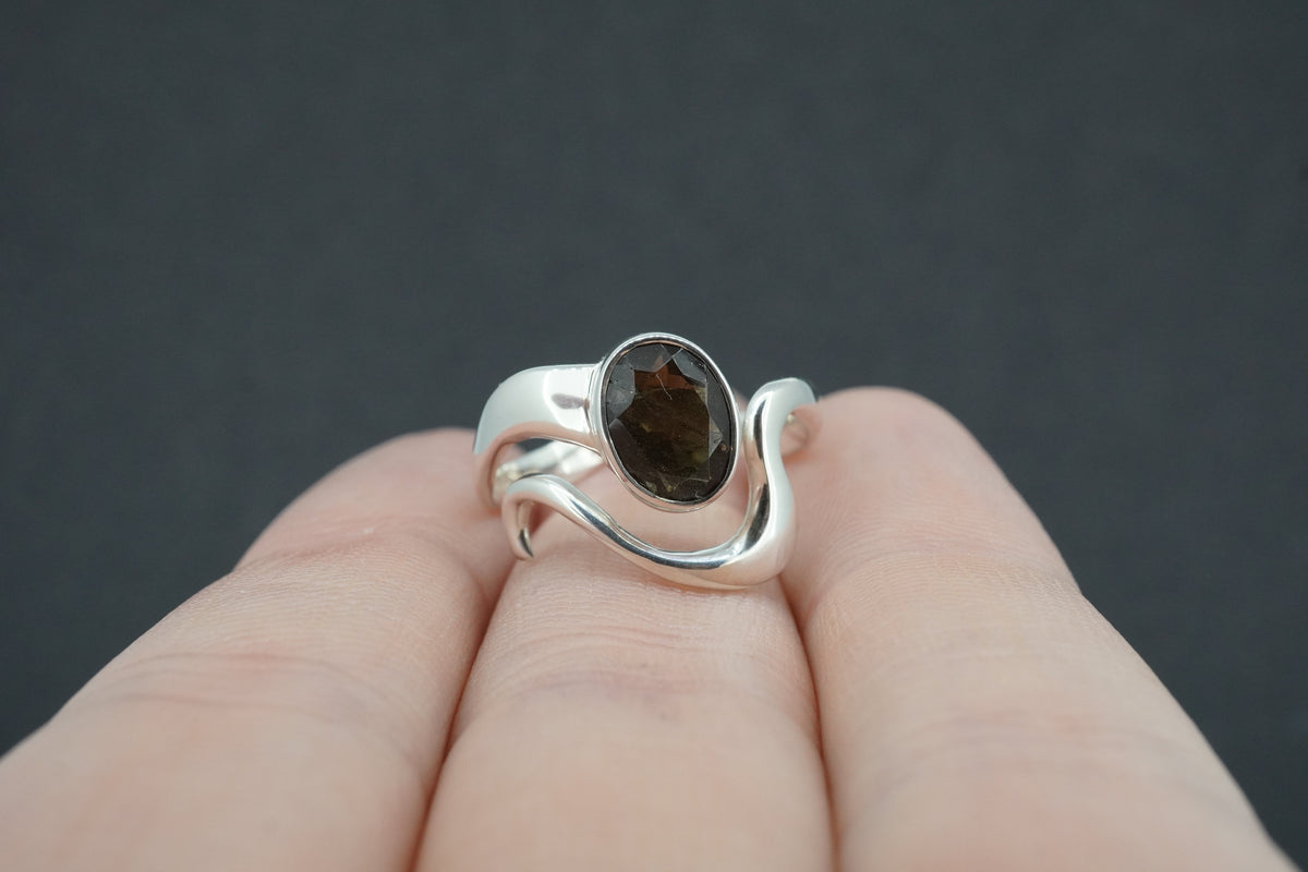 Cairngorm Quartz Sterling Silver Wave Oval Ring