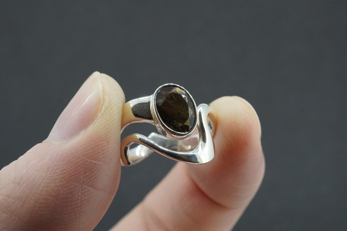 Cairngorm Quartz Sterling Silver Wave Oval Ring