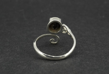 Cairngorm Quartz Sterling Silver Trinity Oval Ring
